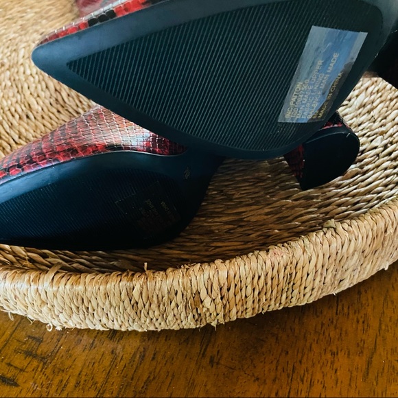 New INC Paiton red snake boots - Picture 7 of 8